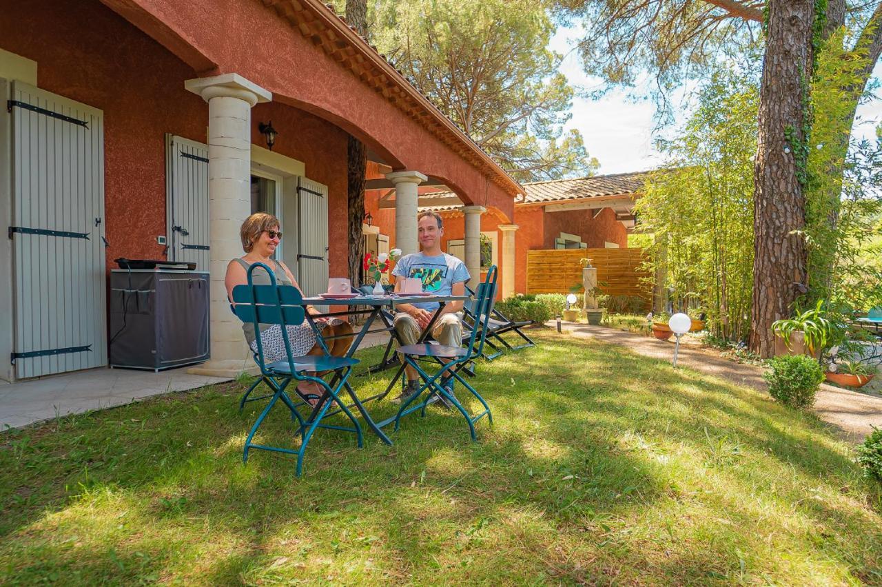 Bed and Breakfast La Bastide Des Pins Castillon-du-Gard Exterior foto